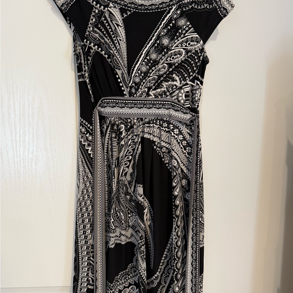 New York & Company Black and White Patterned Dress
